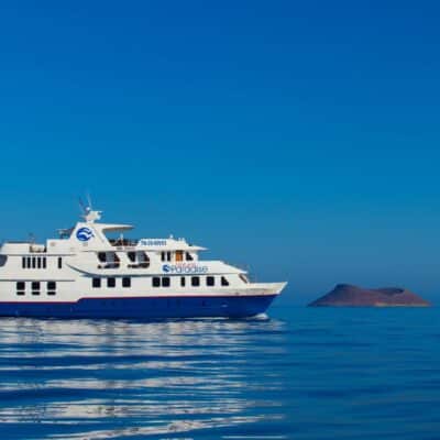 Natural Paradise Yacht, Galapagos