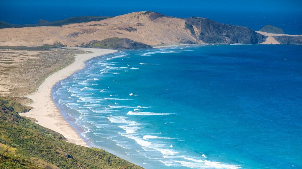 90 Mile Beach, Bay of Islands, New Zealand