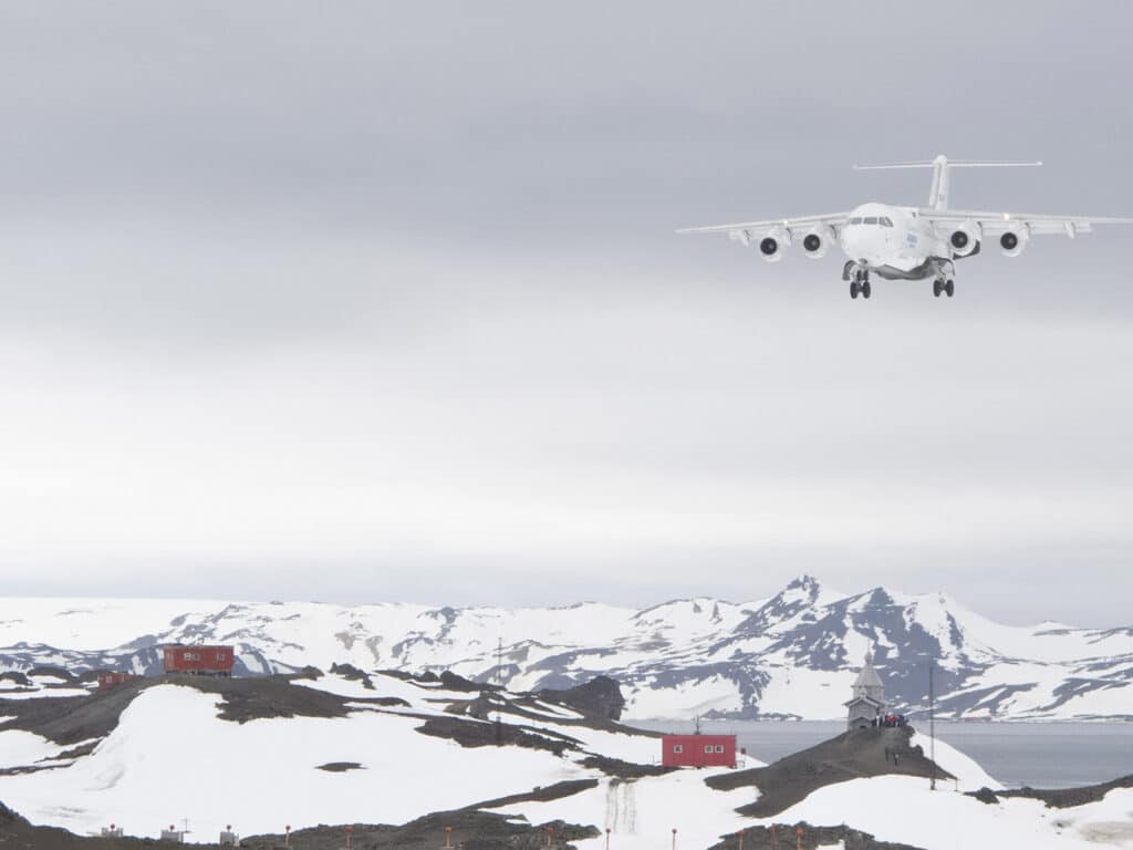 Flight landing on King George Island