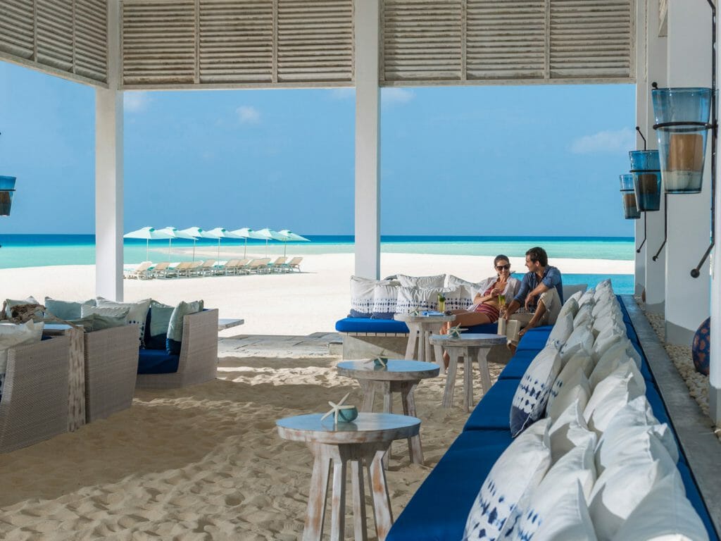 Blu Bar, Four Seasons Resort Maldives at Landaa Giraavaru, Maldives