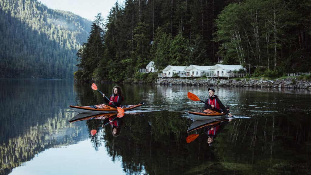 Kayaking, Clayoquot Wilderness Resort, Clayoquot Sound, Canada