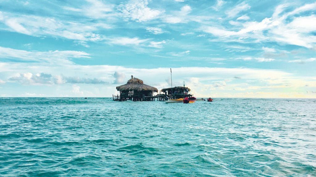 Floyd's Pelican Bar