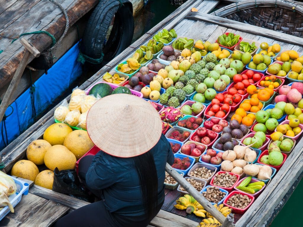 Greengrocer, Halong Bay, Vietnam