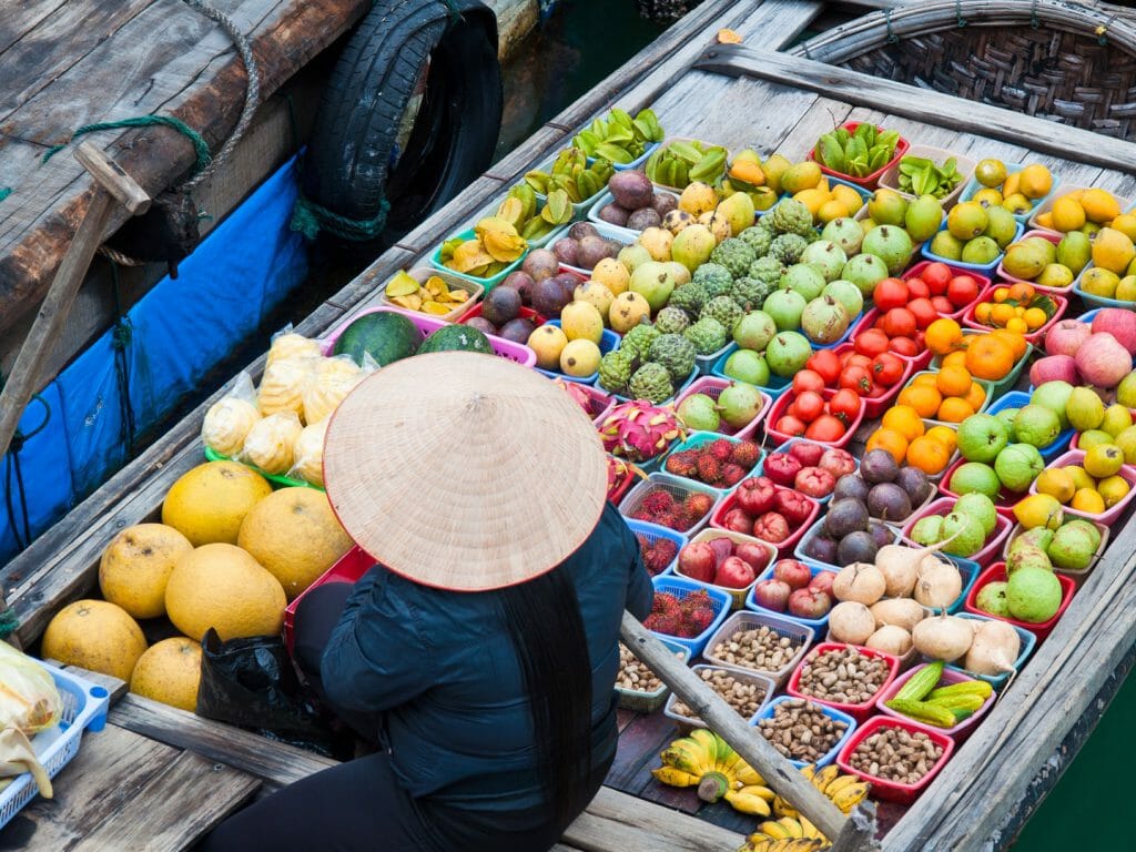 Greengrocer, Halong Bay, Vietnam