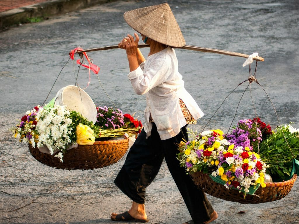Lady Florist, Hanoi, Vietnam