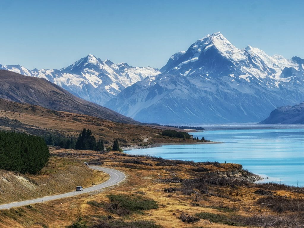 Mount Cook and Lake Pukaki, New Zealand