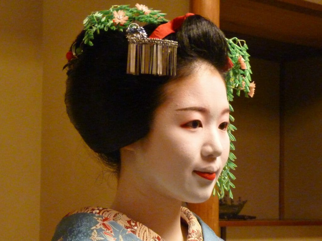 Young Geisha (Maiko), Kyoto, Japan