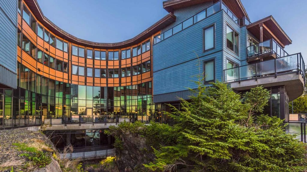 Black Rock Oceanfront Resort, Ucluelet, Canada