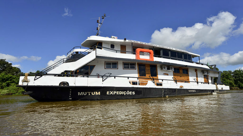 Mutum expedition boat exterior, Brazil