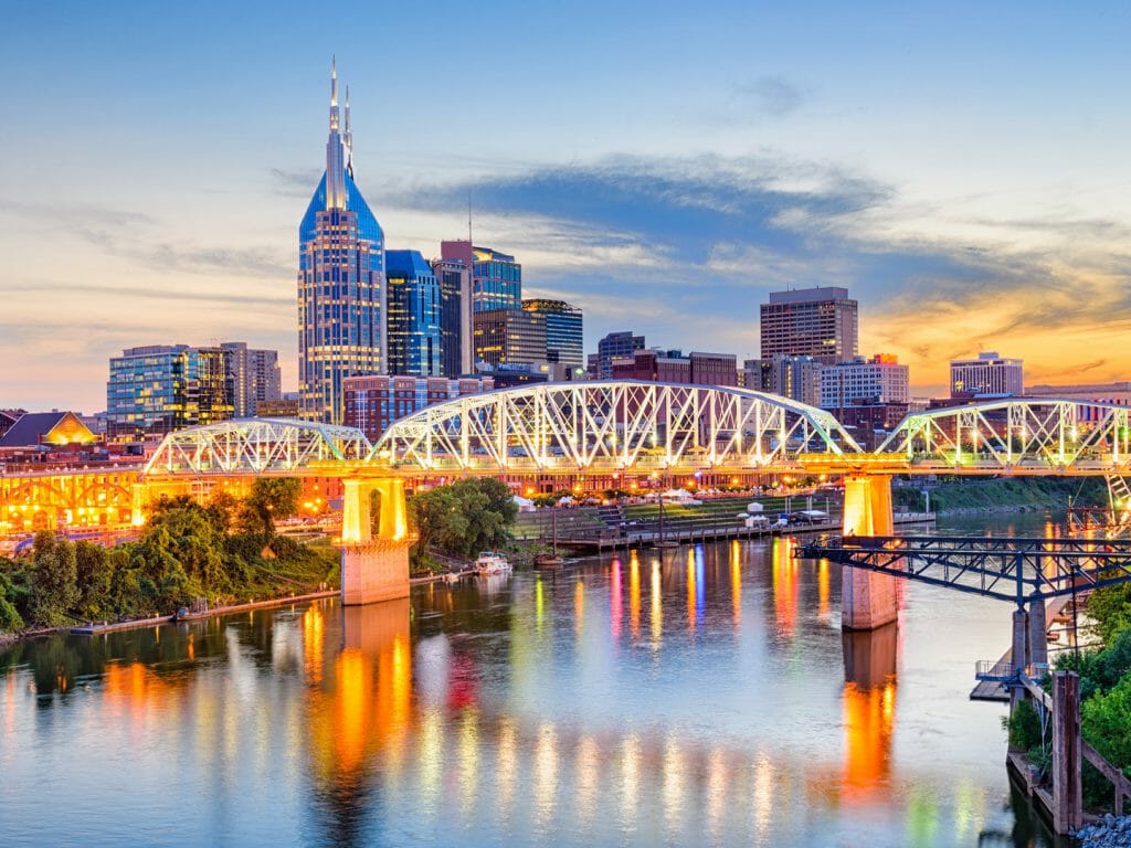 Nashville and Cumberland River, Tennessee, Deep South, USA