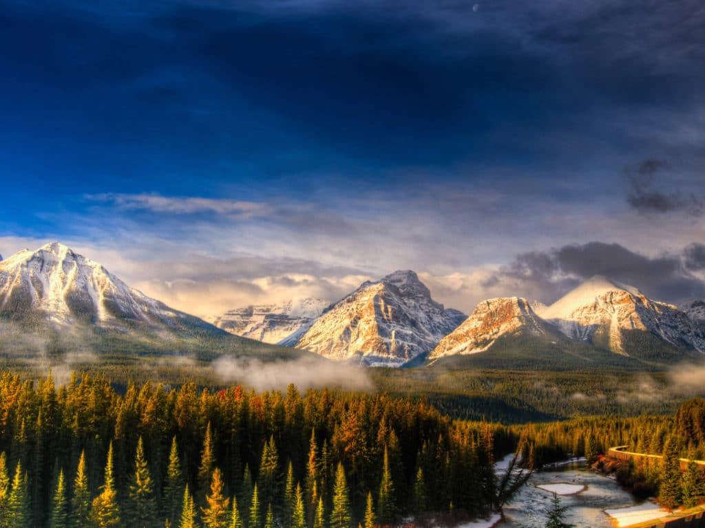 Icefields Parkway, Banff and Jasper National Parks, Alberta, Canada