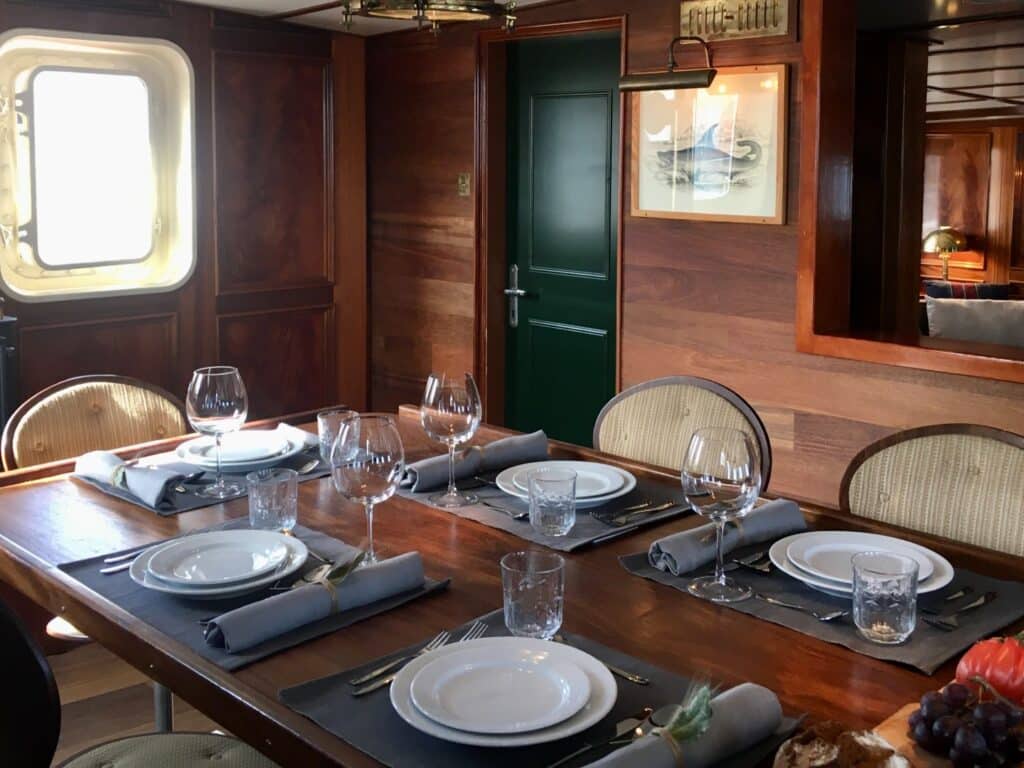 MS Balto, Dining Area, Greenland