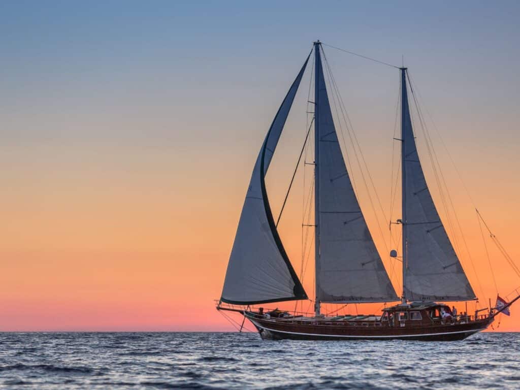 Carpe Diem 7, Gulet, Sailing with 3 sails up, Croatia