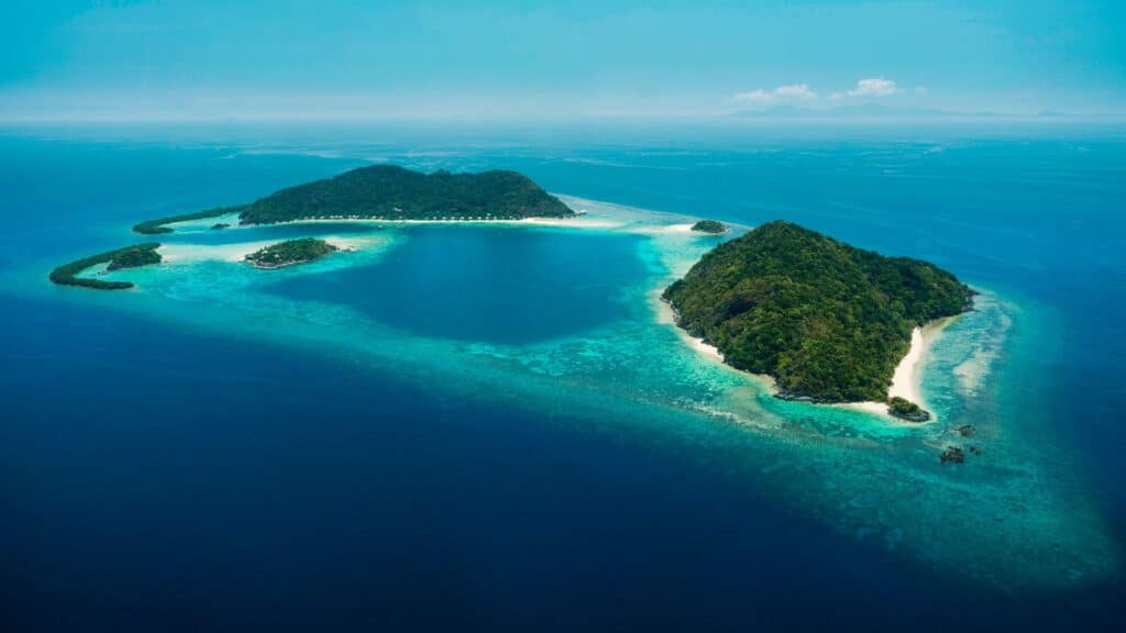 Bawah Reserve, Indonesia