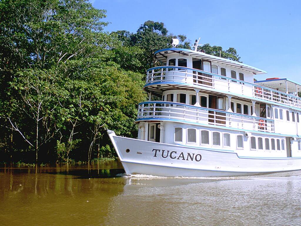 Tucano river cruise
