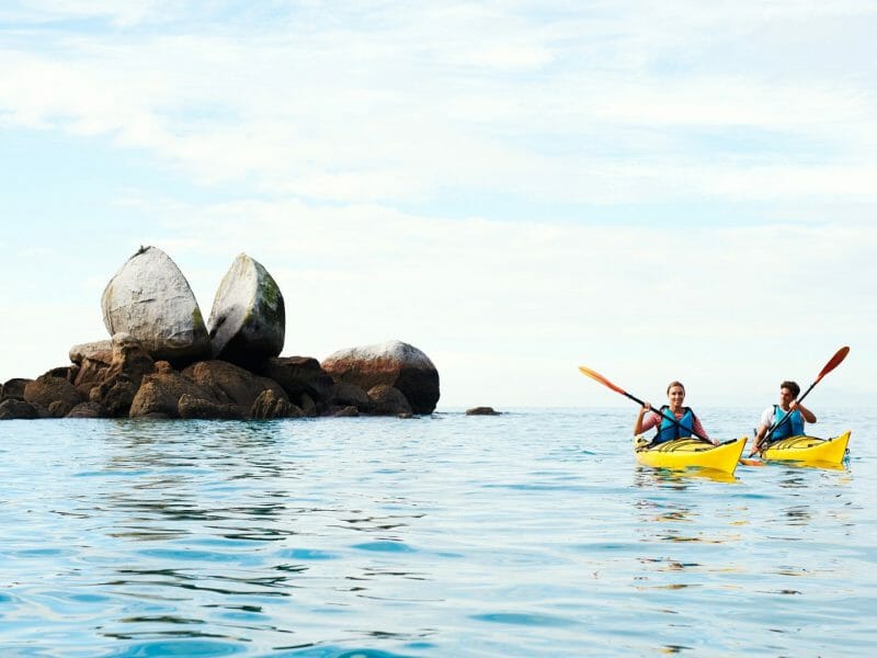 Kayaking, Abel Tasman, Split Apple Rock, New Zealand