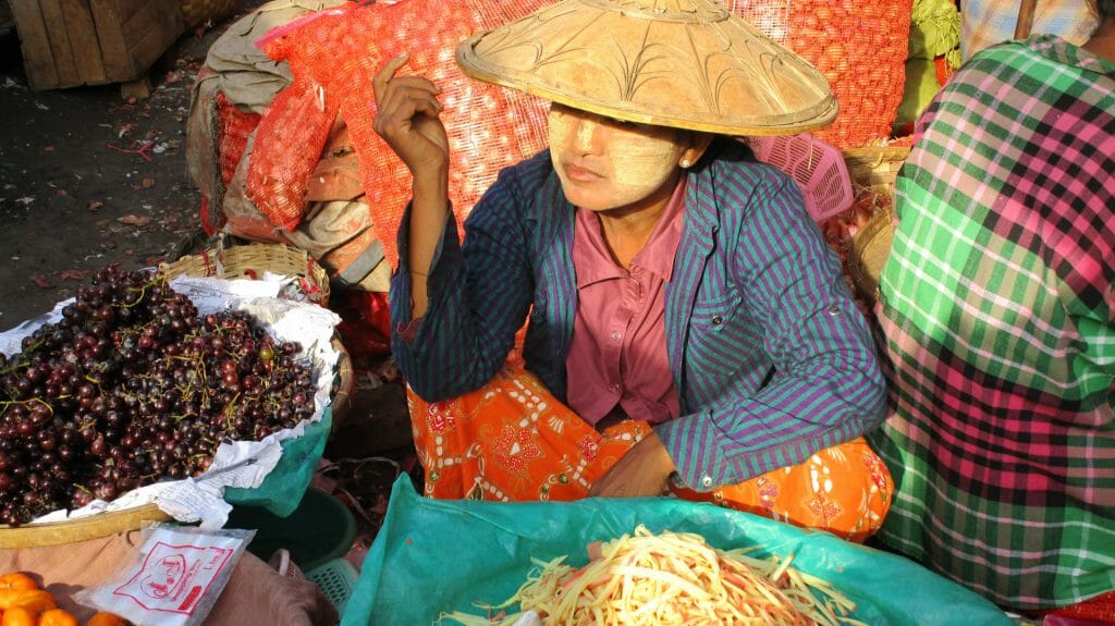 Market Woman, Myanmar