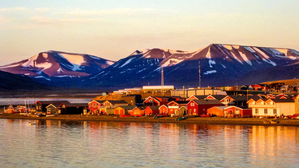 Midnight Sun, Longyearbyen, Svalbard