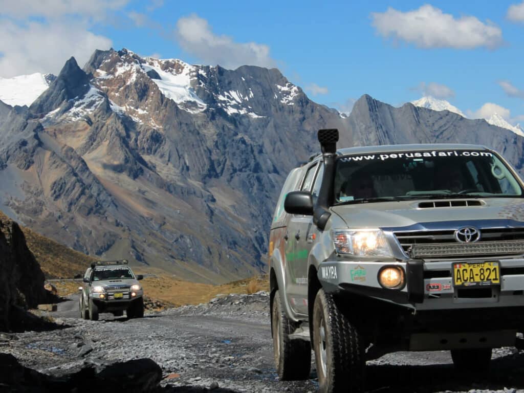 Peru Safari, Mountain Views